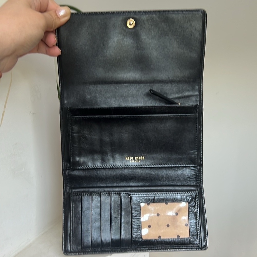 Kate Spade New York Pink Dot Noel & Black Leather Wallet - Picture 4 of 7